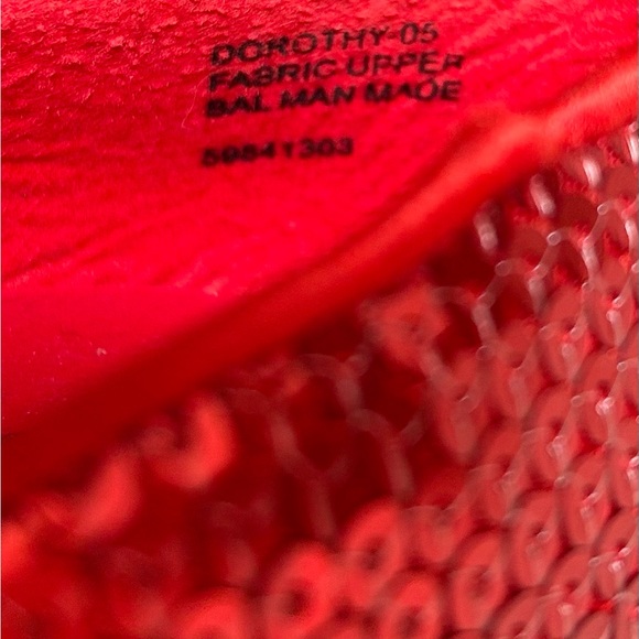 Girls Polka Dot Witch Costume (5 piece set including shoes) - Picture 8 of 8